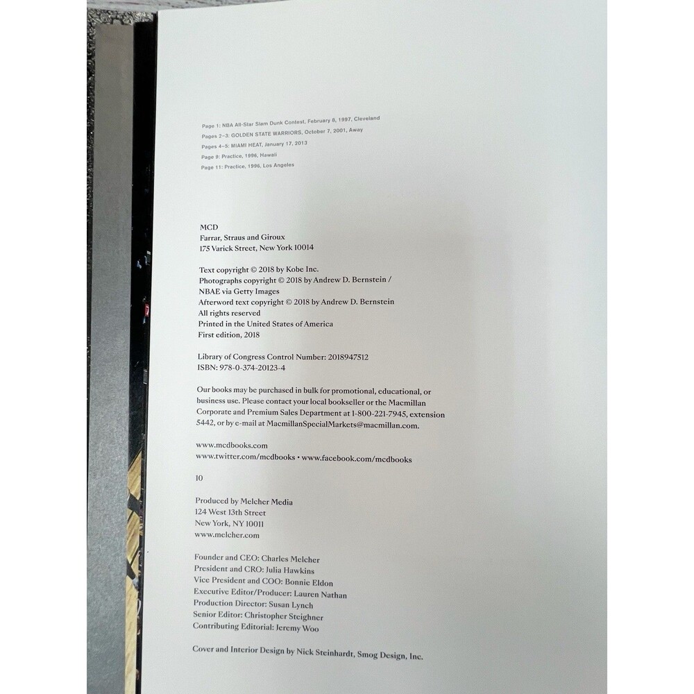 Kobe Bryant The Mamba Mentality How I Play Hardcover Book 2018 Basketball - Picture 8 of 8